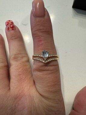 Gold Pear-Cut Crystal Stacking Ring Set - Elegant Women Jewelry